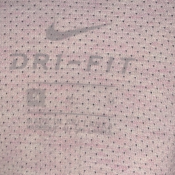 Nike dri fit tee - Picture 3 of 3